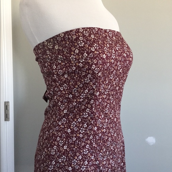 4/$20🛍 Gorgeous floral strapless dress - Picture 4 of 8